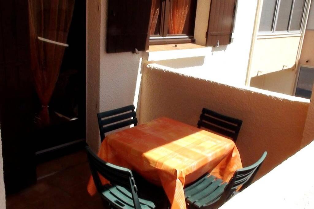 Appartement calme Entre Terre et Mer proche plage Fleury  Extérieur photo